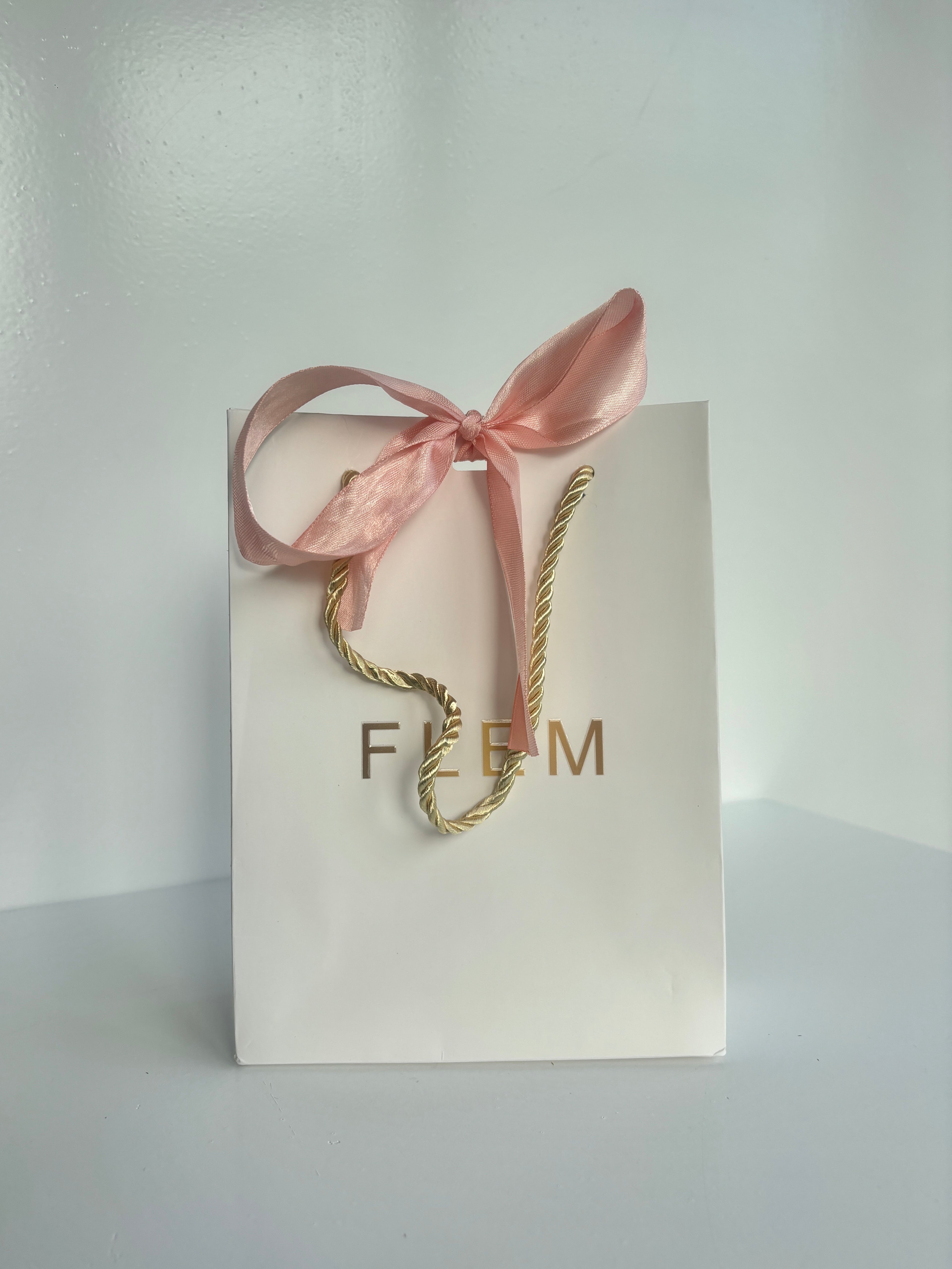 Giftwrapping Medium